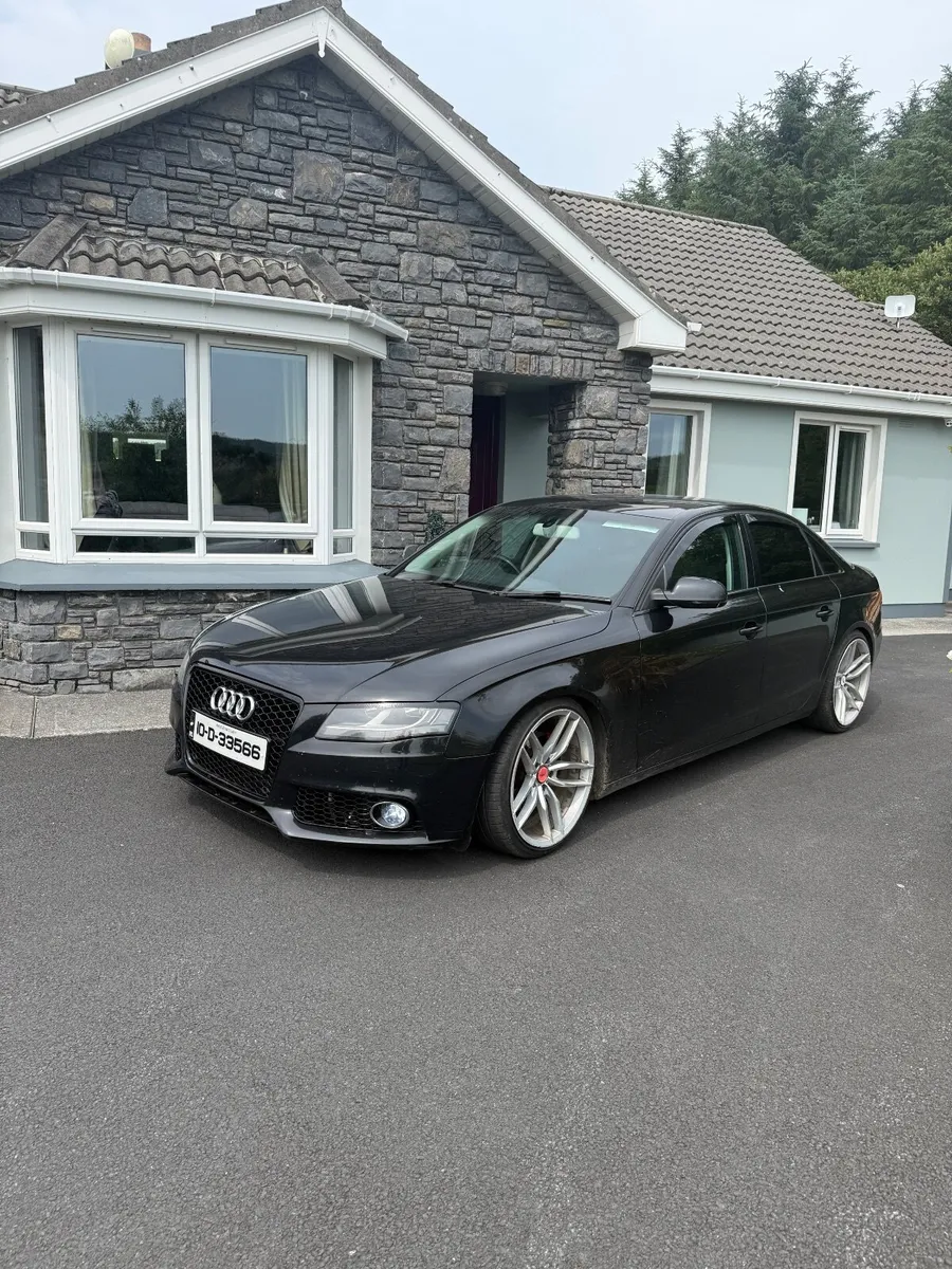 Audi A4 2010 - Image 4