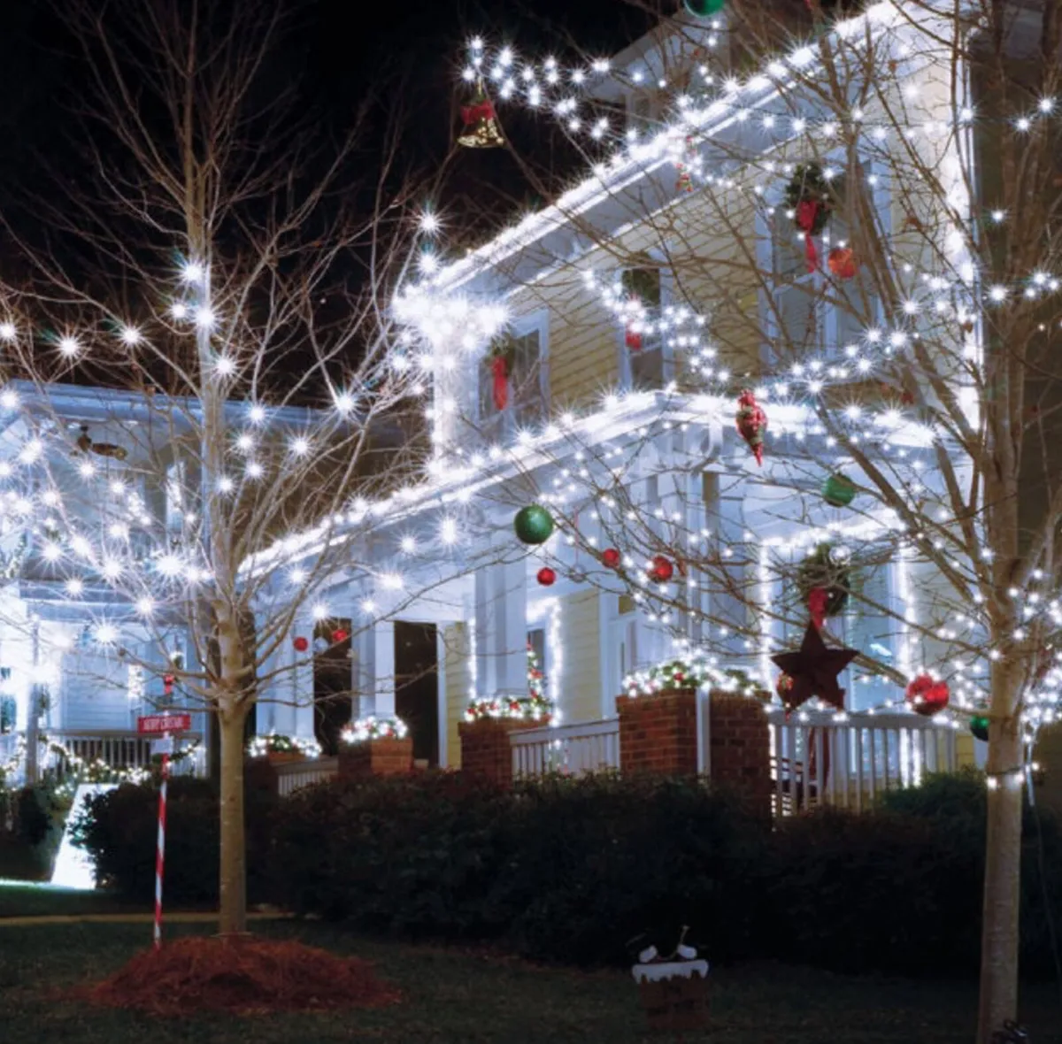 Outdoor Christmas lights - Image 2