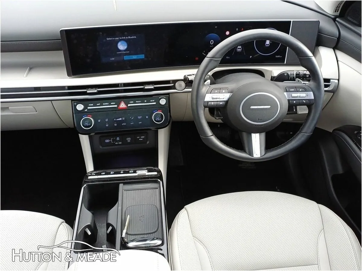 Hyundai Tucson Platinum PHEV 1.6 Petrol 5dr - Image 4