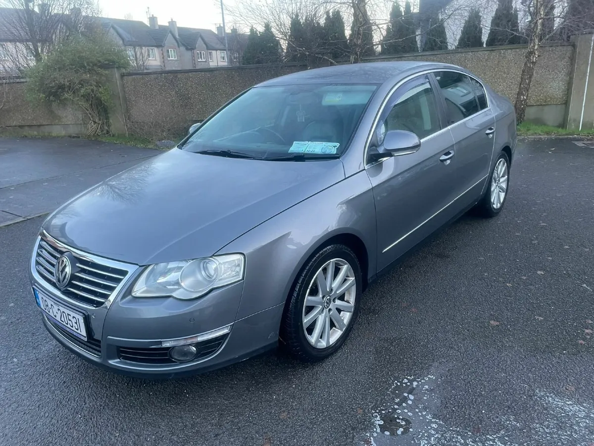 Volkswagen Passat 2008 - Image 2