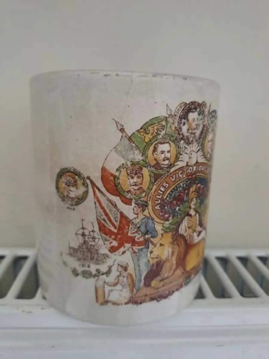 Commemorative mug 1919 end of WW1 - Image 3