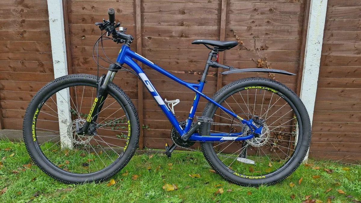 GT Aggressor 27.5" MTB – Very Good Condition - Image 1