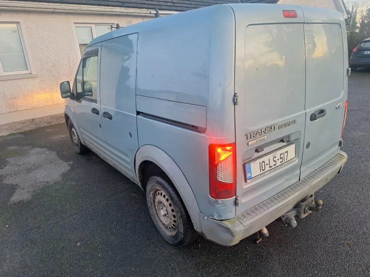 Ford Transit Connect - Image 3