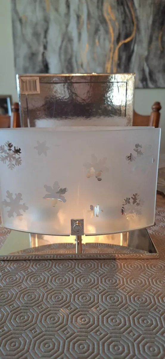 Newbridge Christmas Candle Holder - Image 1
