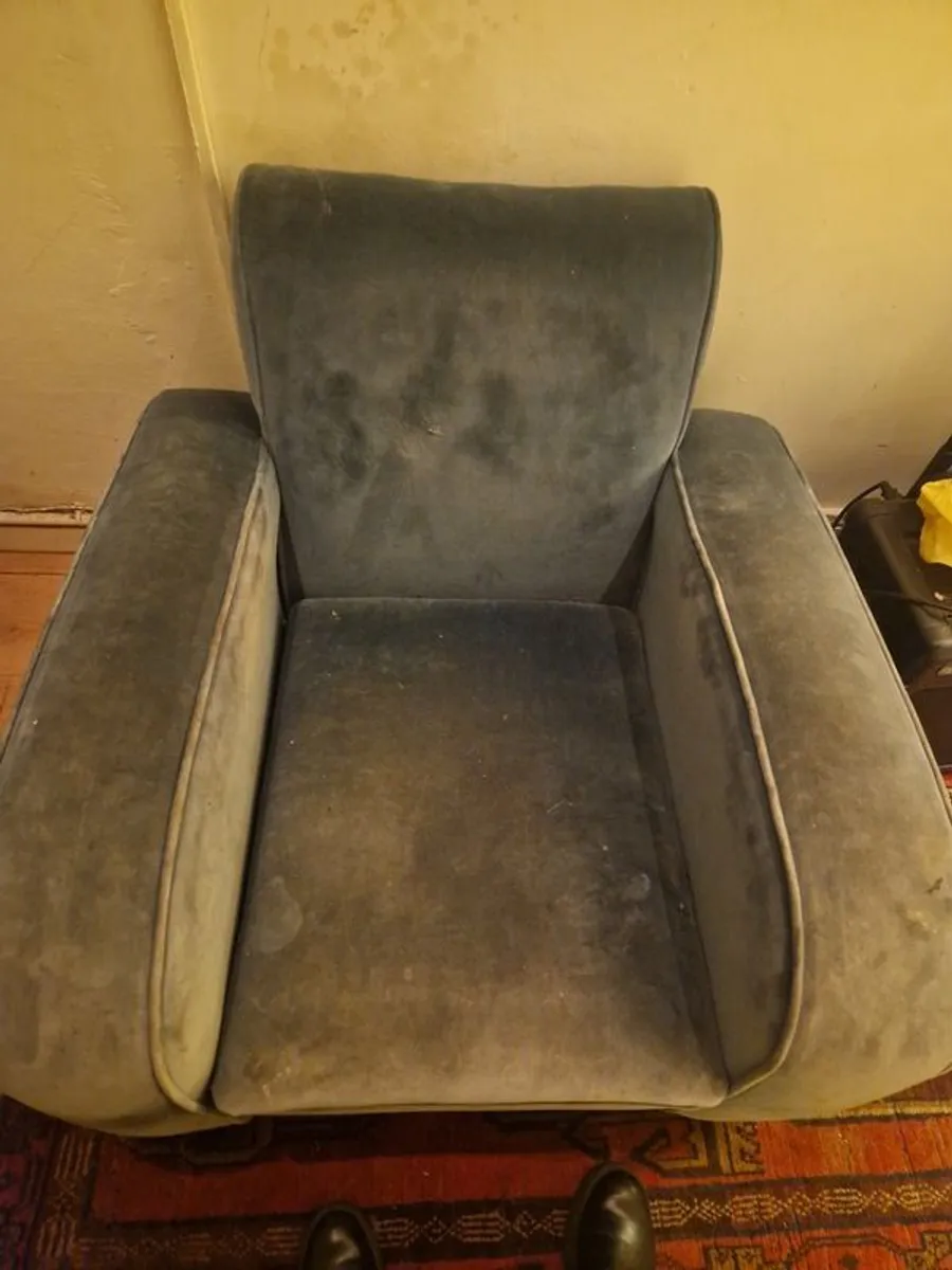 Mid century velvet armchair - Image 3