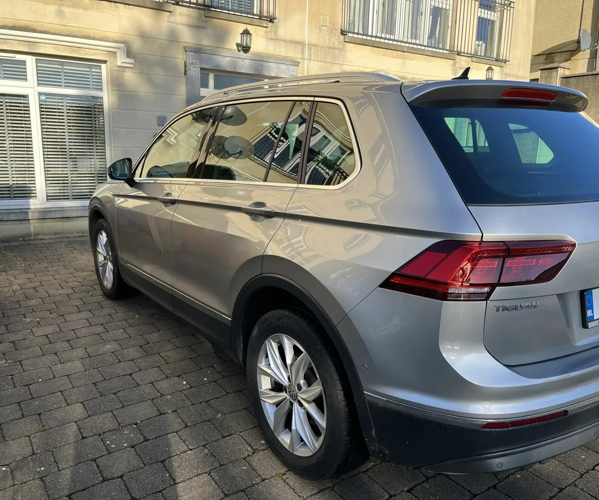 Volkswagen Tiguan 2.0 TDI Highline - Image 2