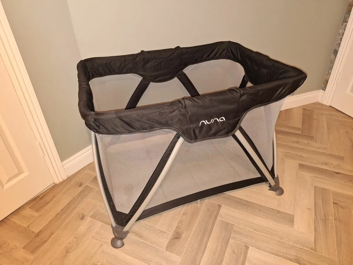 Child's Travel Cot - Image 2