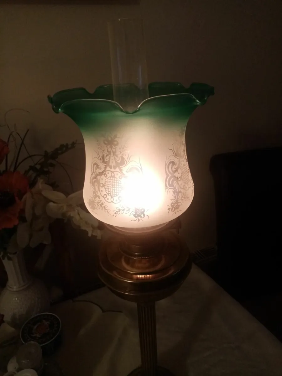 Vintage oil Lamp - Image 3