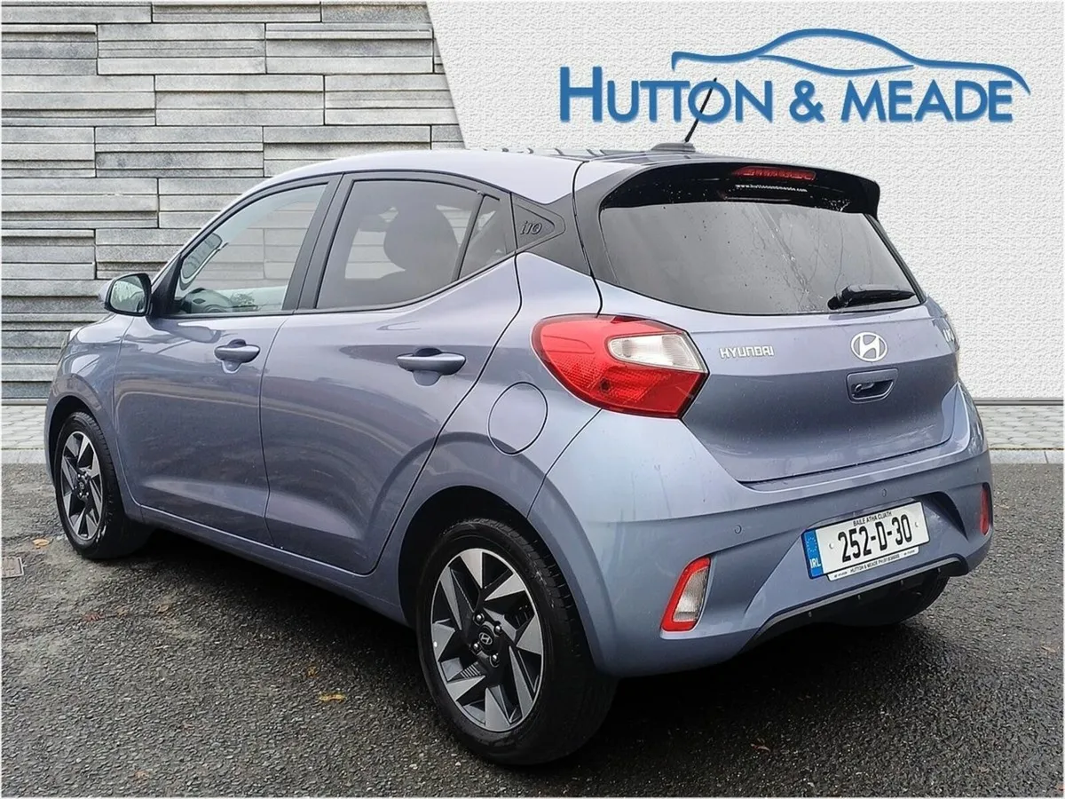Hyundai i10 Delux Plus 1.0 Petrol 5dr - Image 3