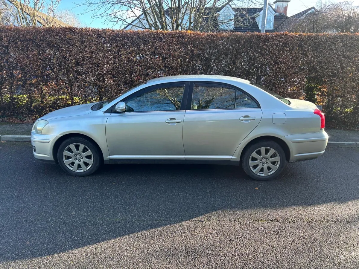 2009 Toyota Avensis 1.6…Long NCT & Tax…238kms!! - Image 4
