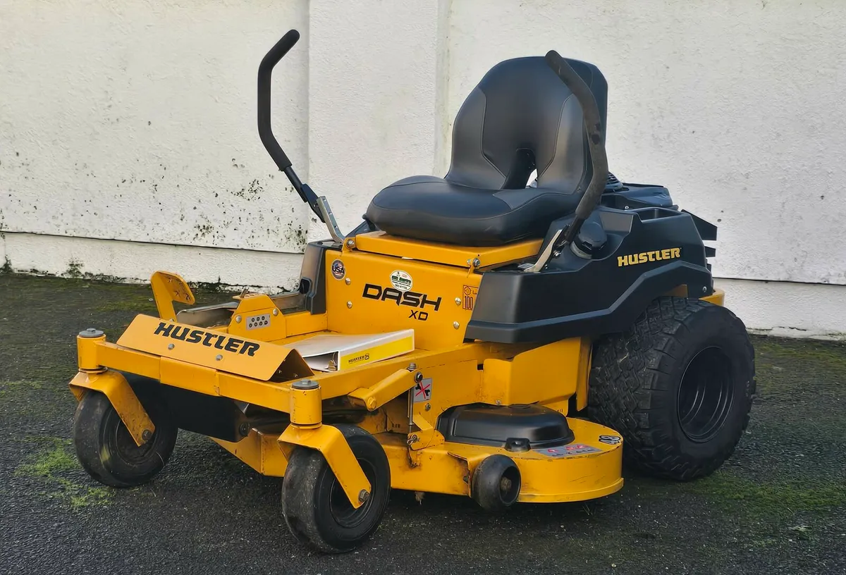 Hustler 48" zero turn - Image 1