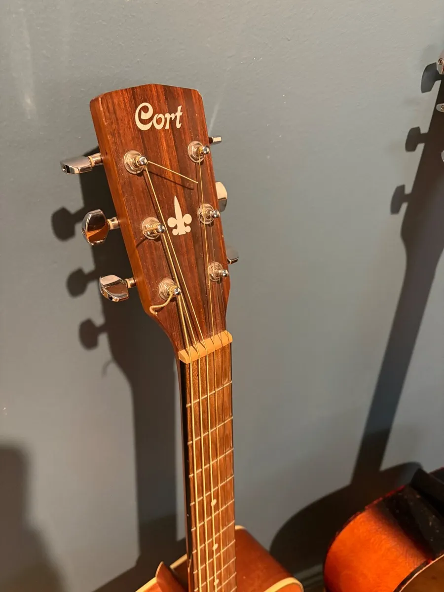 Acoustic Guitars - Image 1