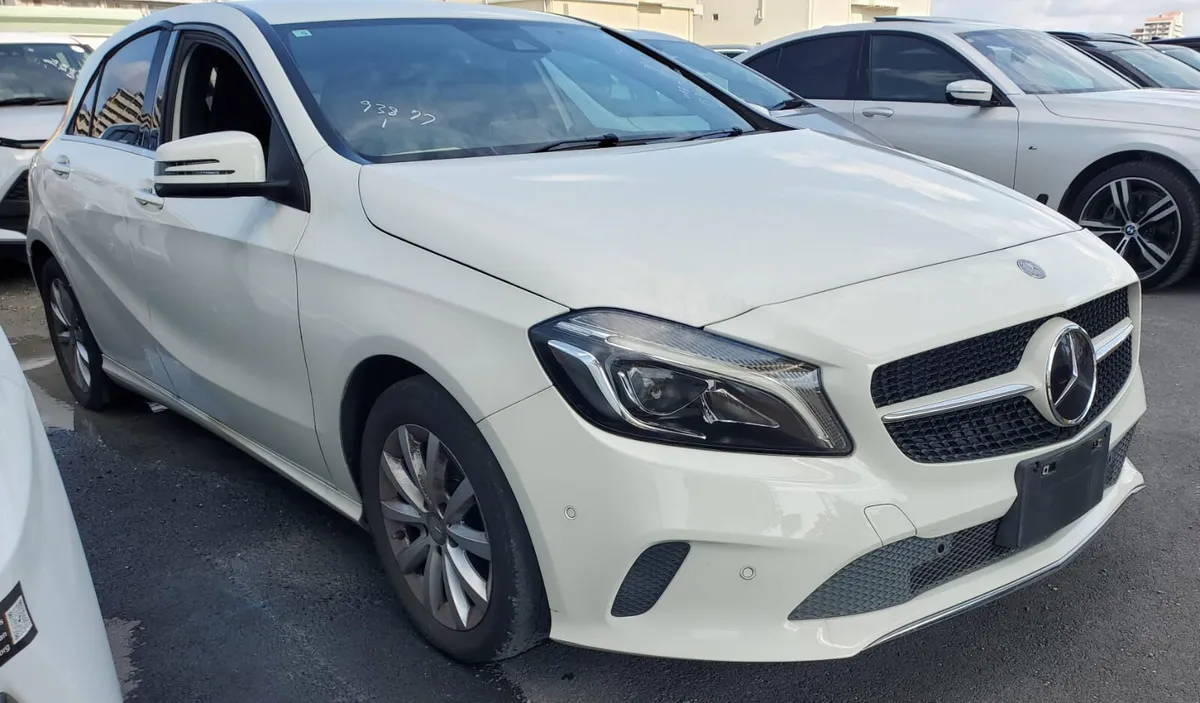 Mercedes A180 Automatic - Image 2
