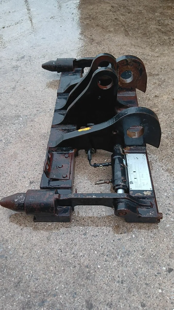 JCB pin and cone head stock - Image 4