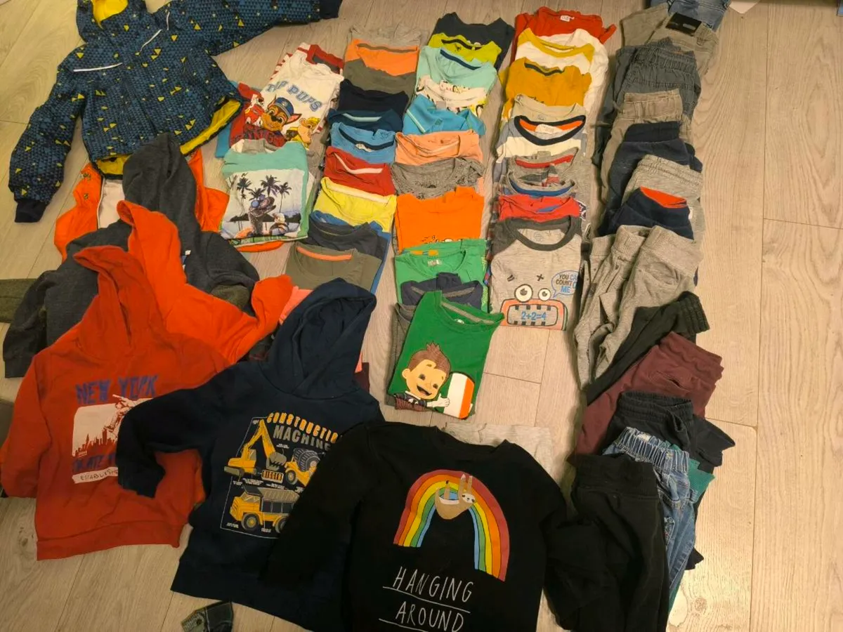 Kids clothes - Image 1