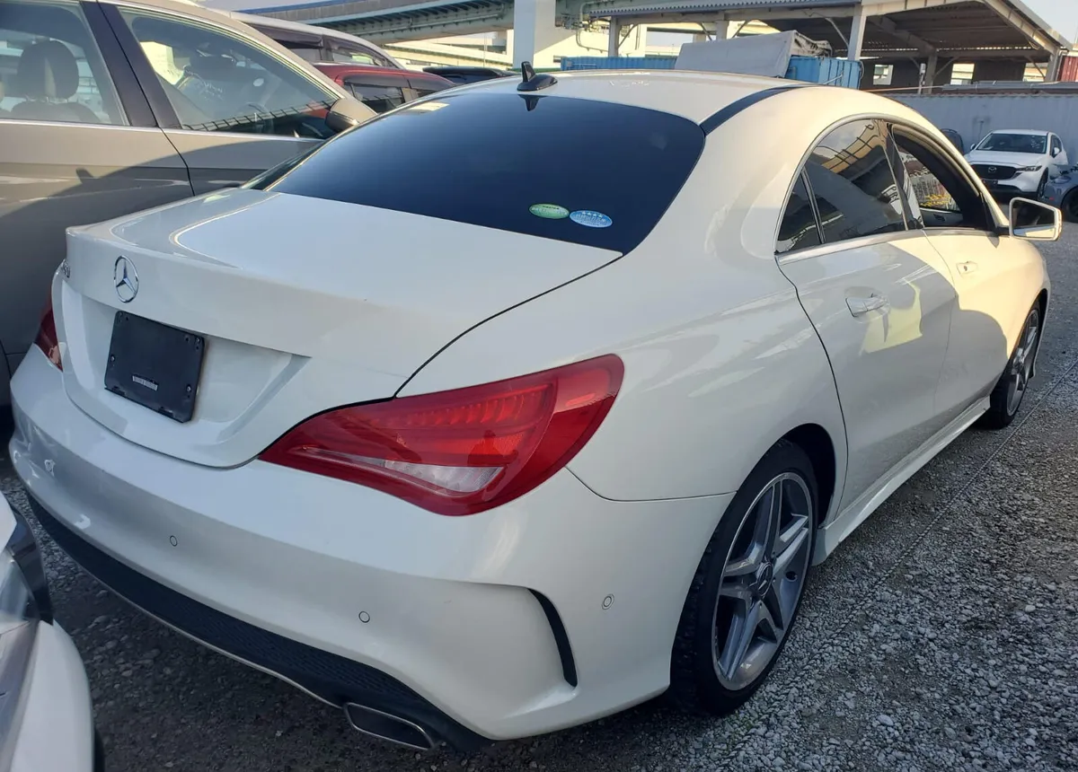 Mercedes Benz CLA250 Automatic - Image 4
