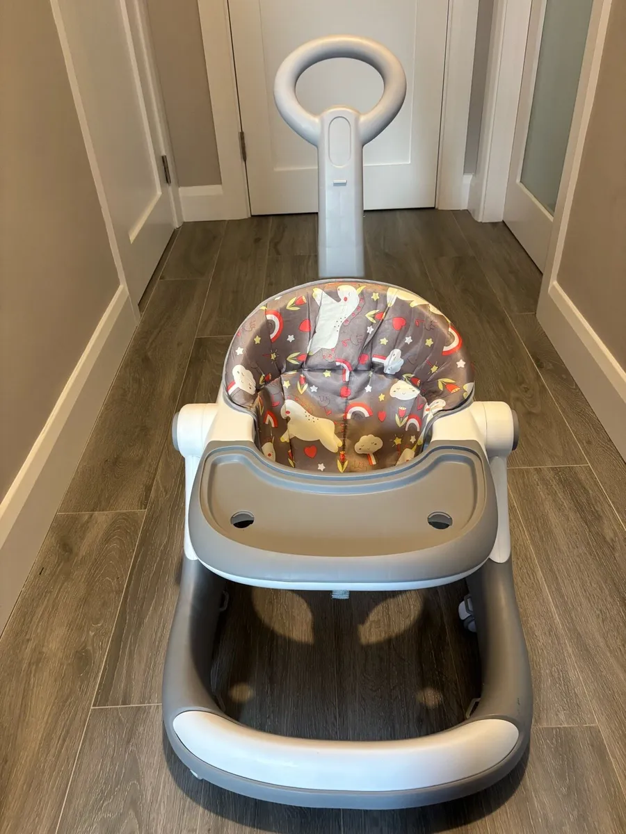 Baby walker - Image 1