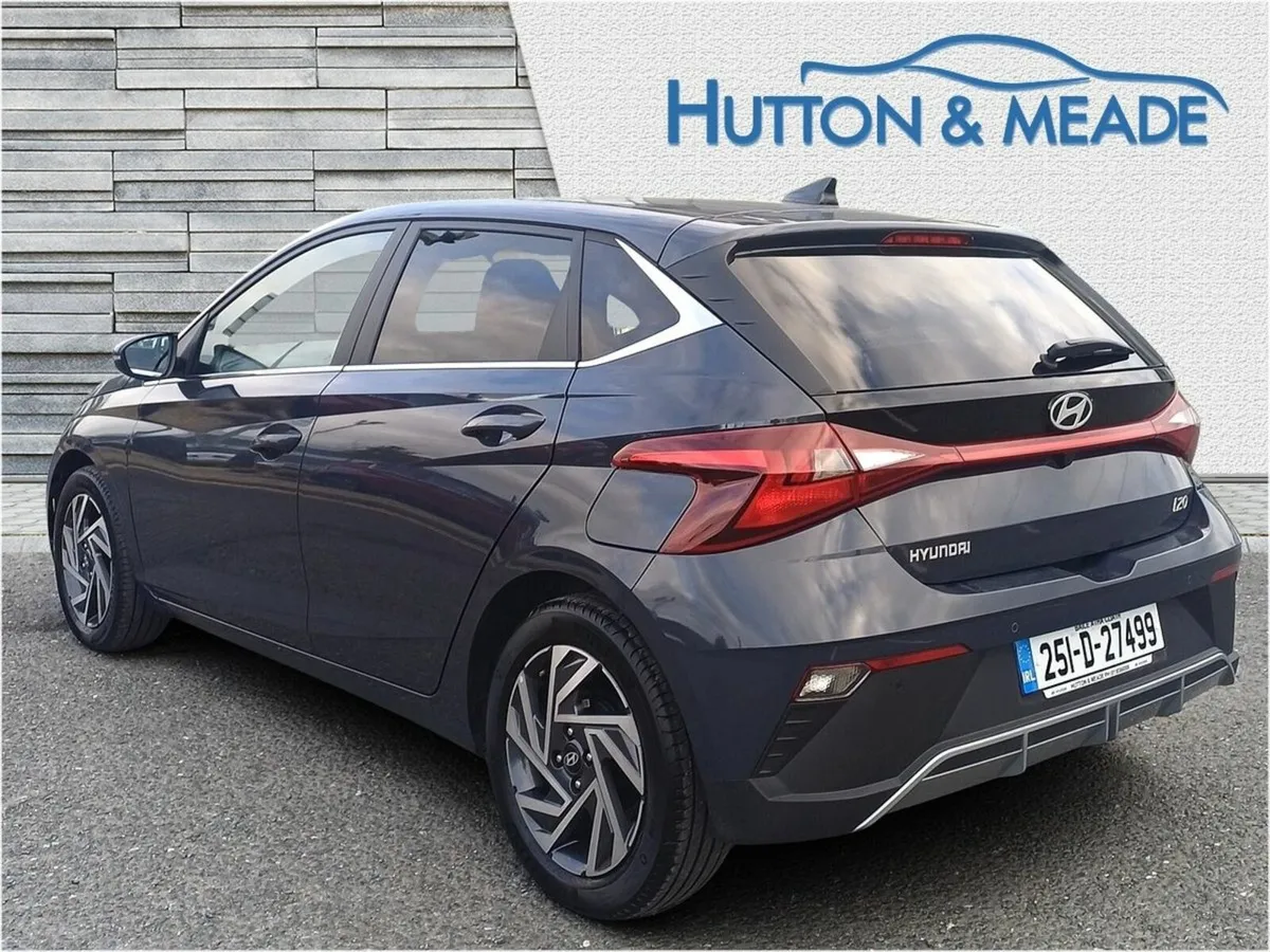 Hyundai i20 Delux Plus 1.2 Petrol 5dr - Image 3