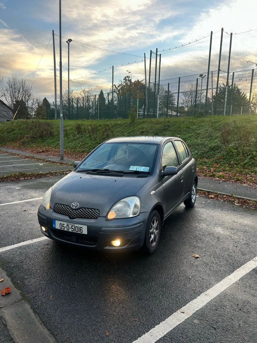 Toyota Yaris - Image 2