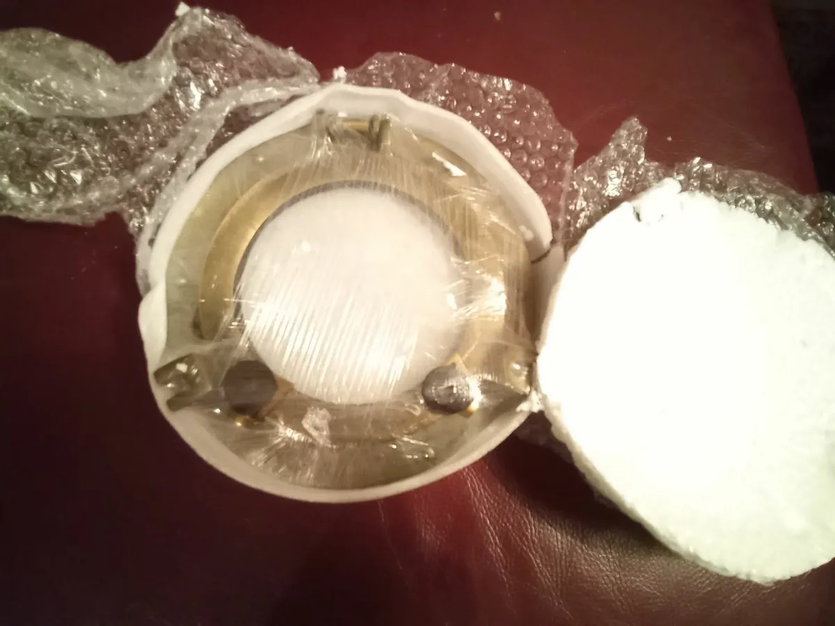 Antique Porthole window NEW IN BOX - Image 2