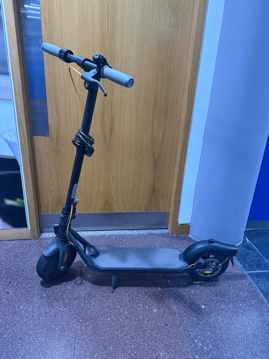 Ninebot E scooter