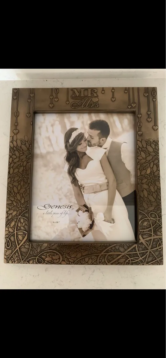 Genesis picture frame - Image 2