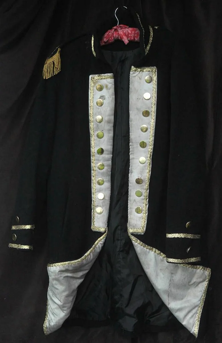 Costume: Black Military Coat from UK - Image 4
