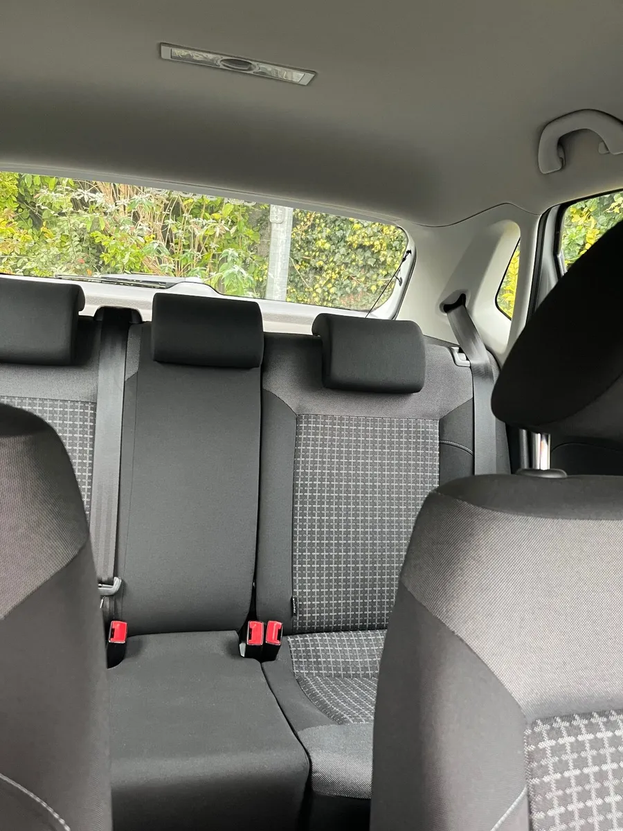 Volkswagen Polo 2017 - Image 4