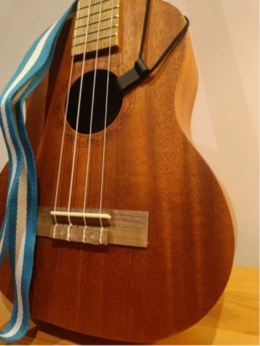 Ukulele Tenor 26 inches - Very good ONE - BARGAIN - Image 1