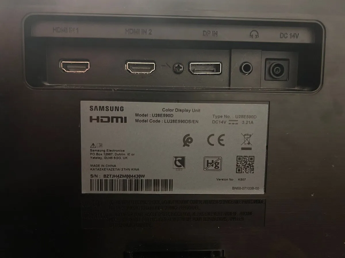 Samsung Monitor U28E590D - Image 2