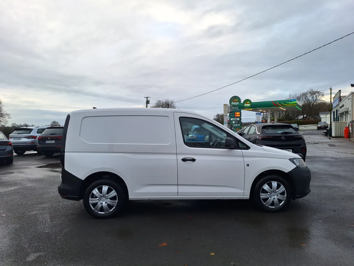 Volkswagen Caddy 2.0 Tdi New Model Vat Invoice - Image 2