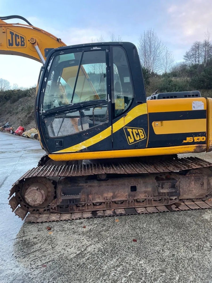 JCB JS130. 2001 - Image 2