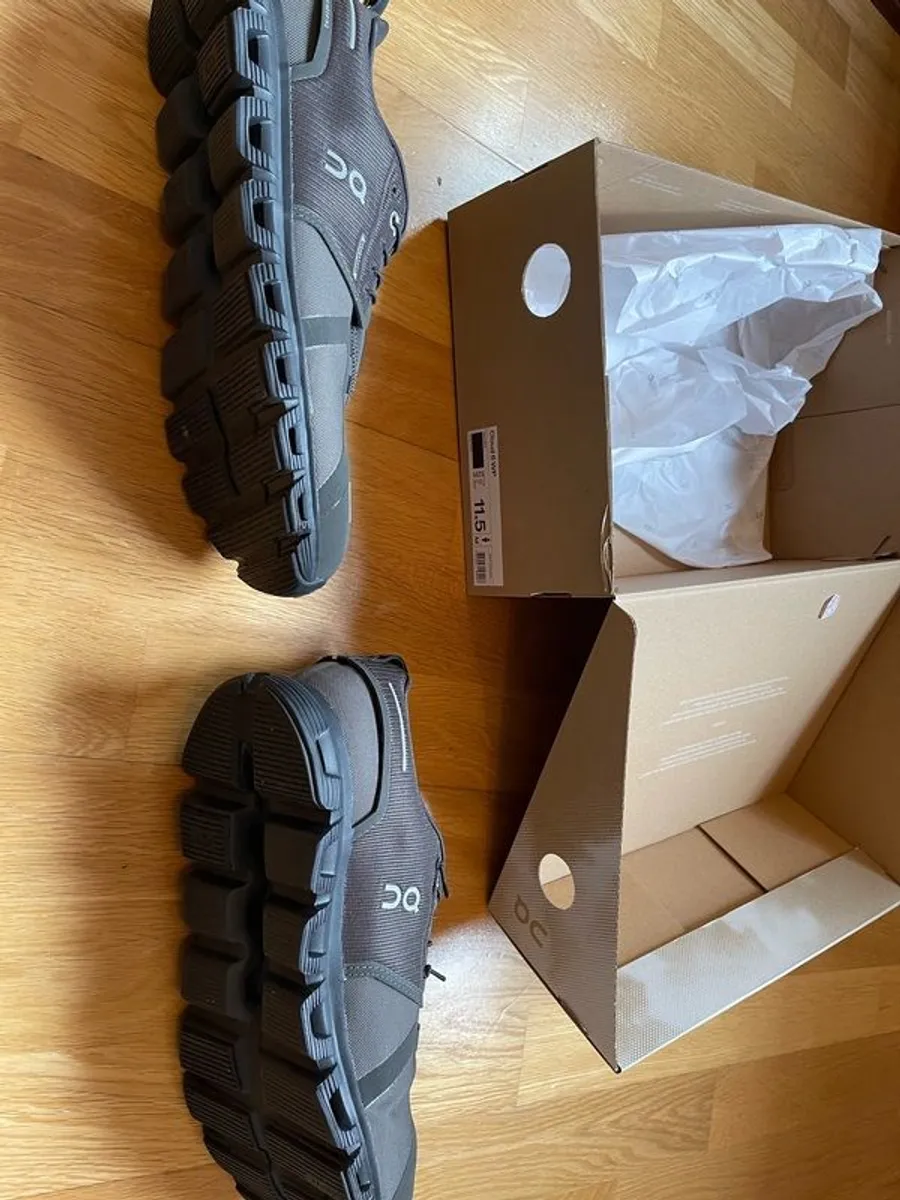 On Cloud 6 Waterproof Men's size 11(UK) - Image 4