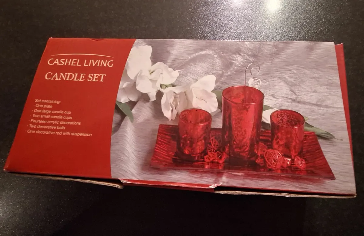 Christmas Candleholder Set - Image 1