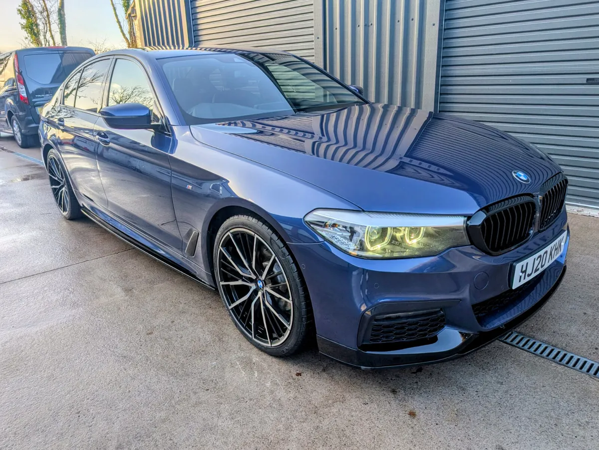 2020 BMW 520D MHT M SPORT AUTO - Image 3