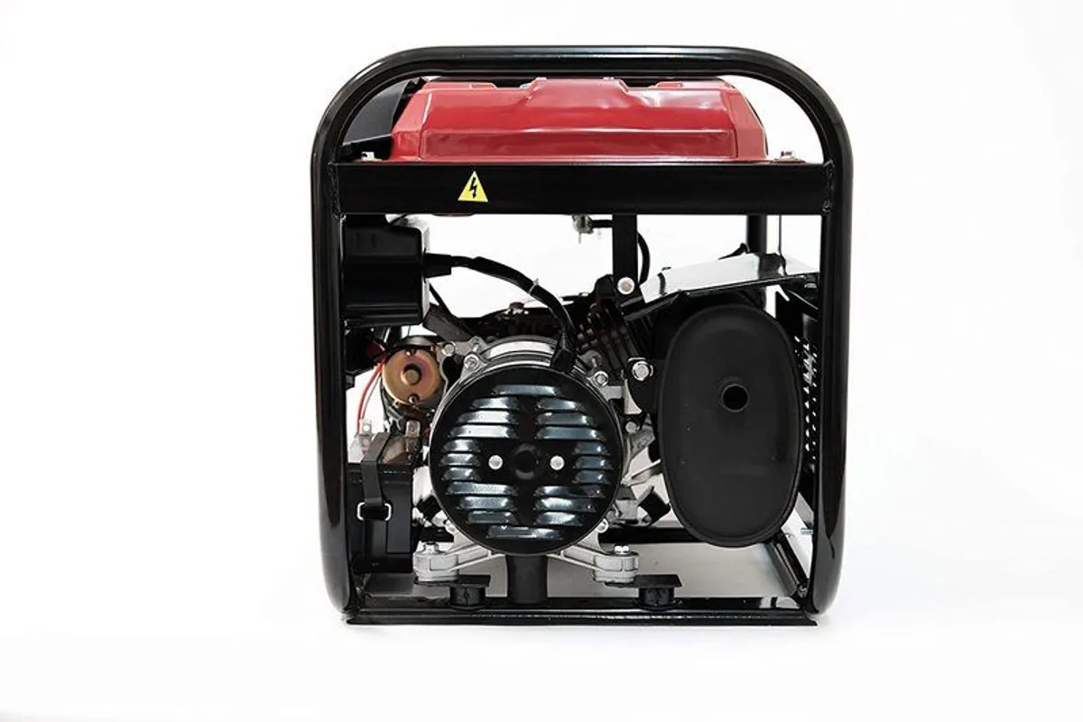 T-MAX Portable Petrol Generator 6000W-E (Electric Key Start/Recoil Start) - Image 4