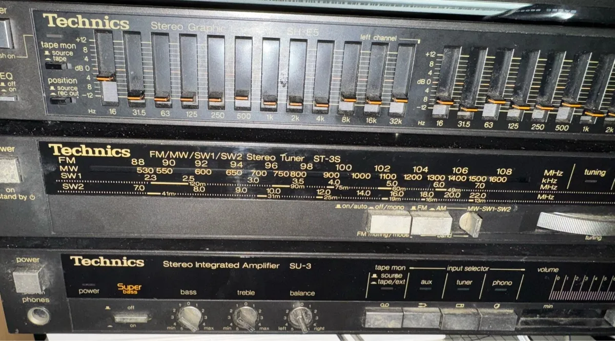 Technics Amp + Tuner + Graphic Equaliser - Image 1