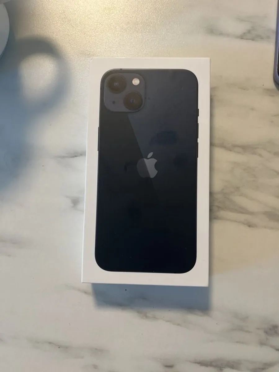 iPhone 11 perfect condition - Image 3