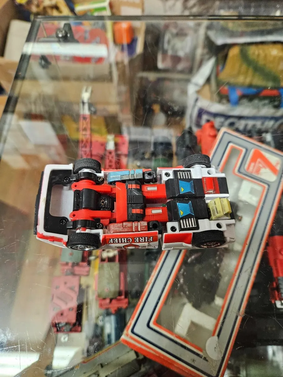 Vintage Takara Transformer - Image 3