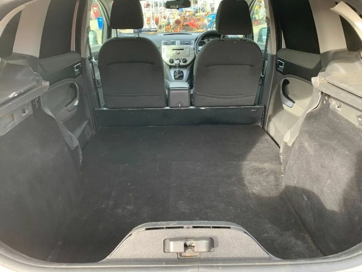 Ford Kuga 2.0 tdci - Image 4