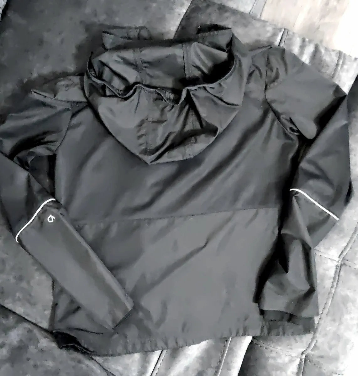 GAP rain coat jacket reflective - Image 2