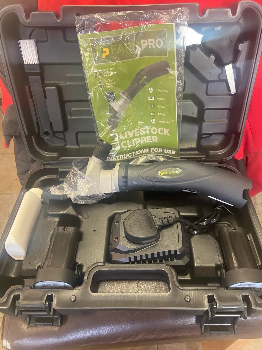 Cattle /sheep Clippers and calf dehorner - Image 3