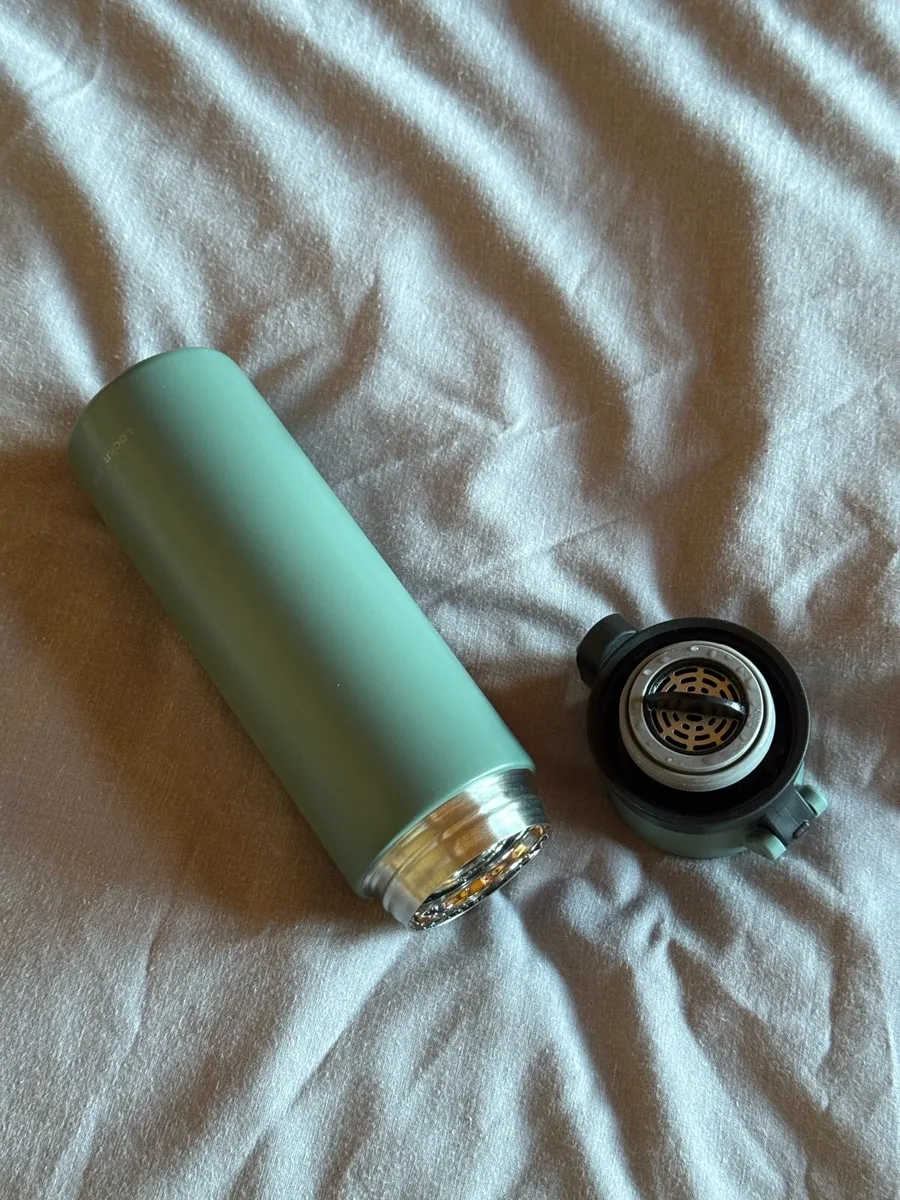 LocknLock Stainless Steel Vacuum Bottle - 0.4L - Image 3