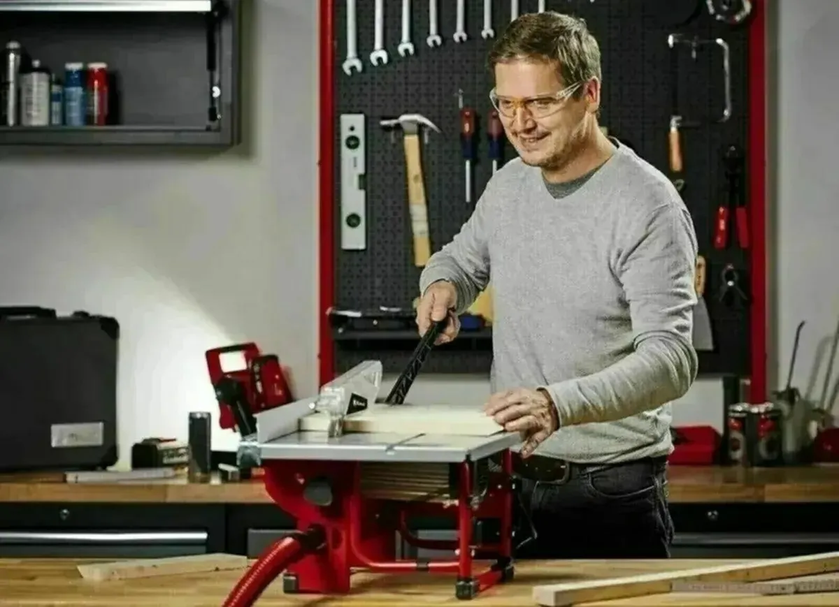 Bench Saw Powerful Compact Woodworking Machine - Image 2