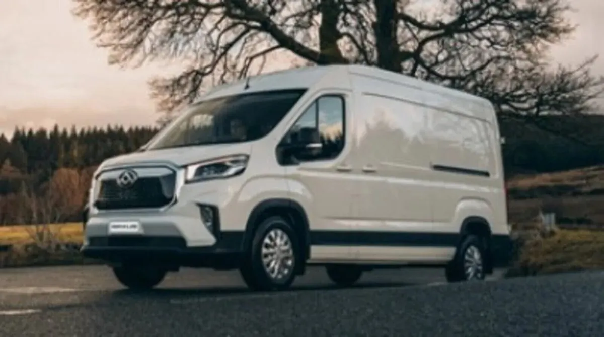 **Maxus Deliver 9 LUX L3 H2 FWD** - Image 1