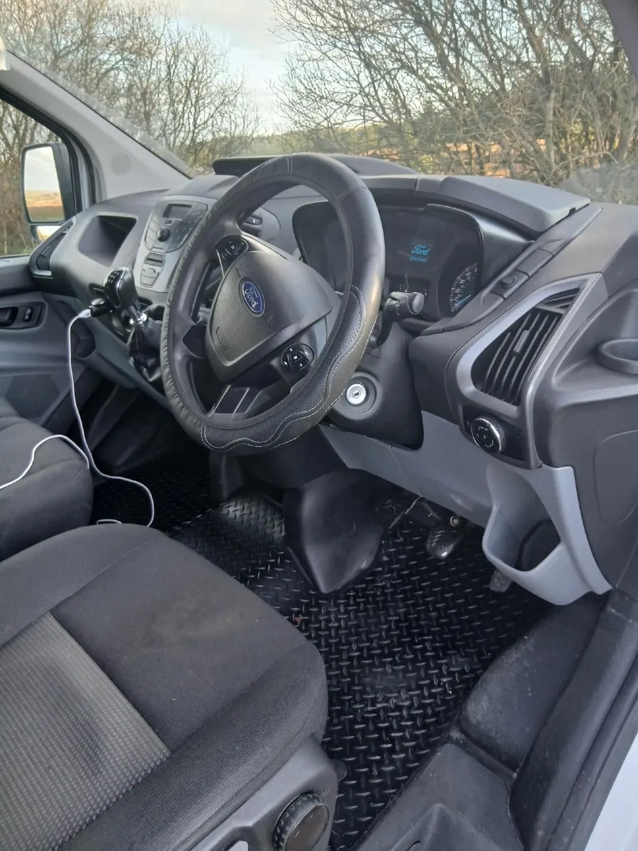 Ford Transit Custom 2015 - Image 3