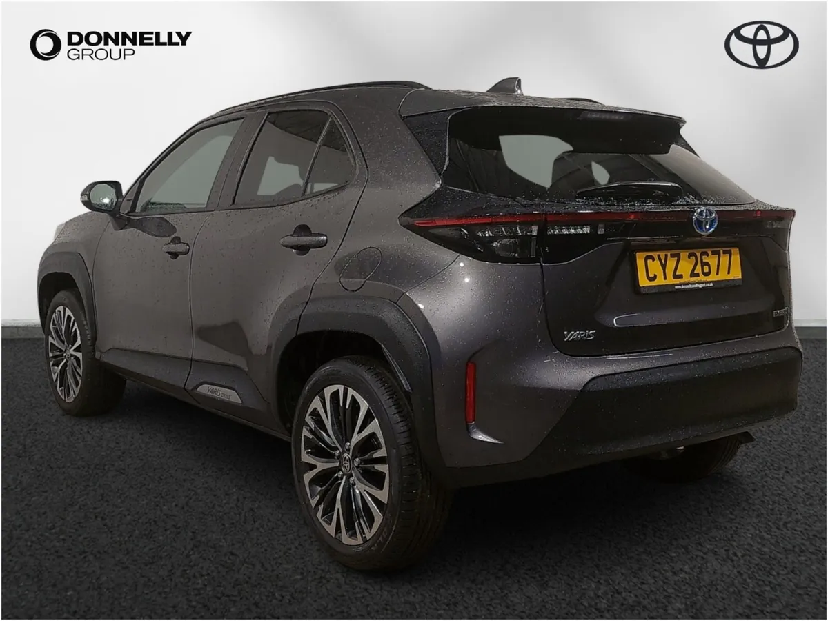 Toyota Yaris Cross Estate Excel - Image 2