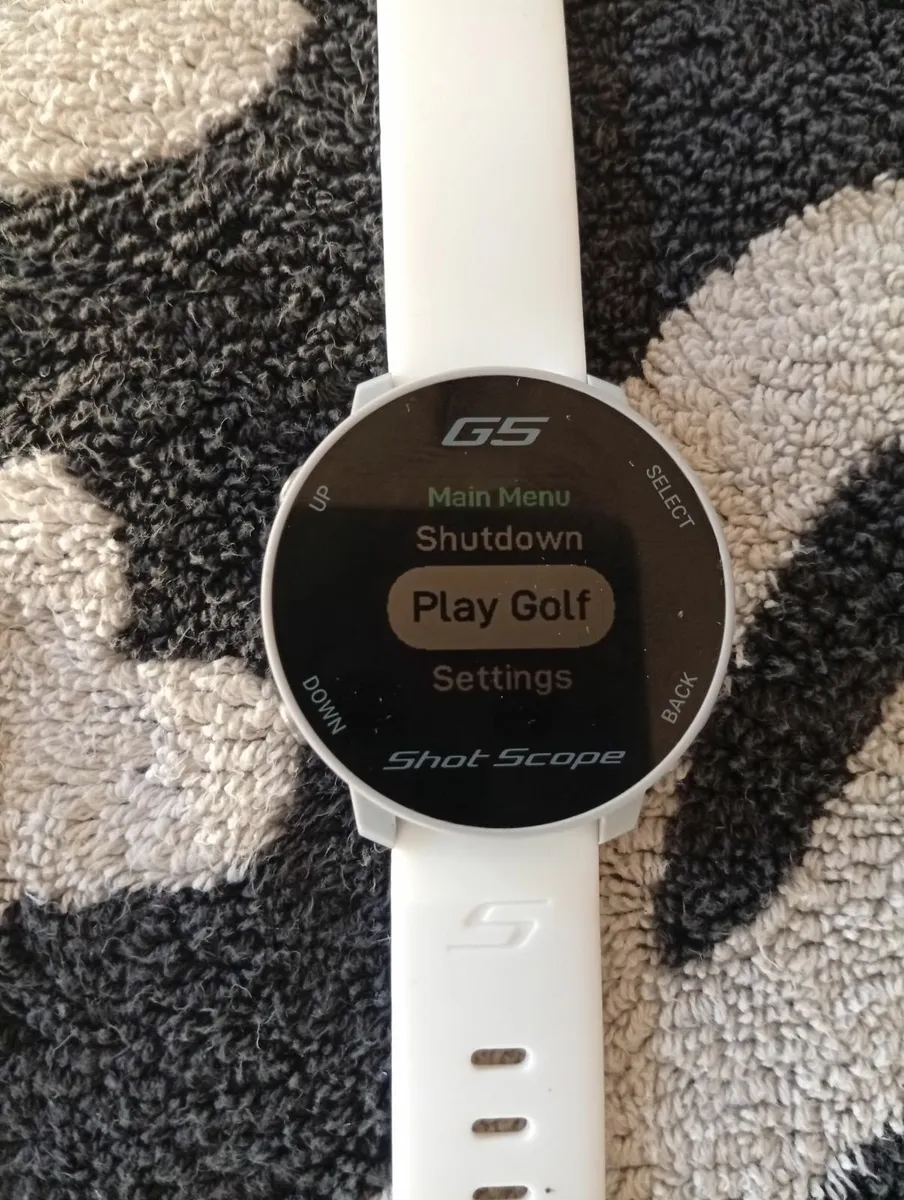 Garmin G5 Golf Watch As New Condition - Image 2