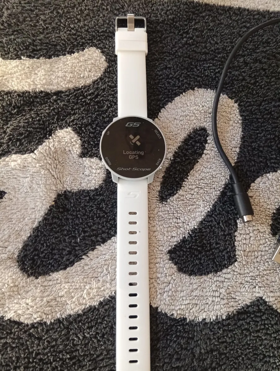 Garmin G5 Golf Watch As New Condition - Image 3