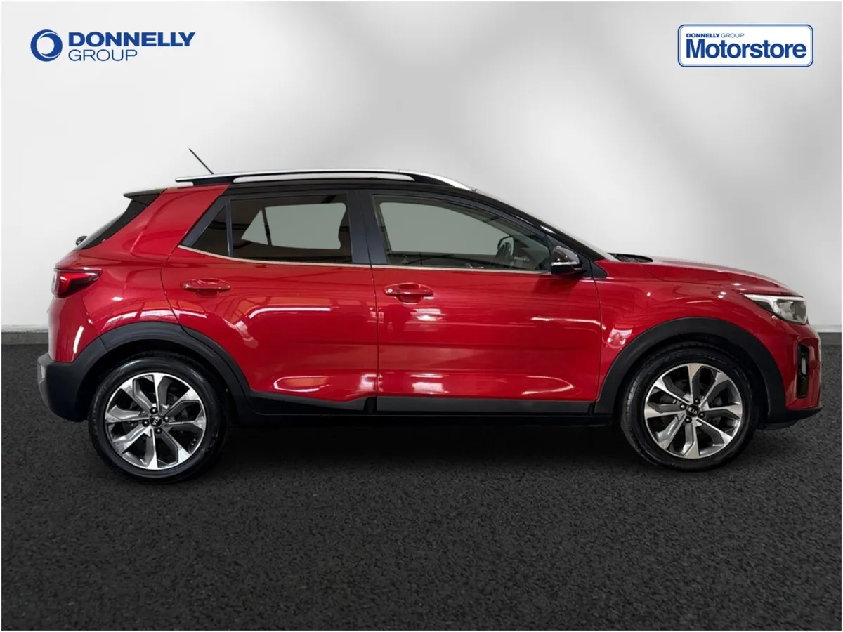 Kia Stonic Estate Special Edition First Edition - Image 3